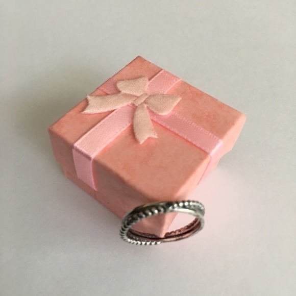 FASHION JEWELRY RING - Picture 6 of 8